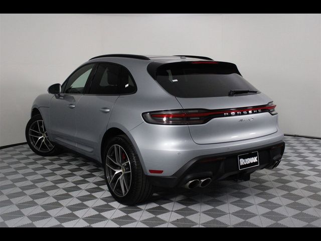 2024 Porsche Macan S