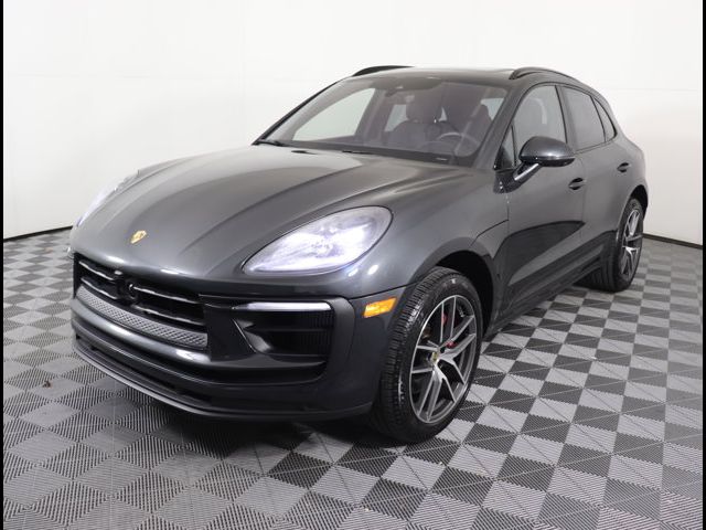 2024 Porsche Macan S