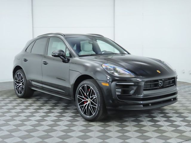 2024 Porsche Macan S