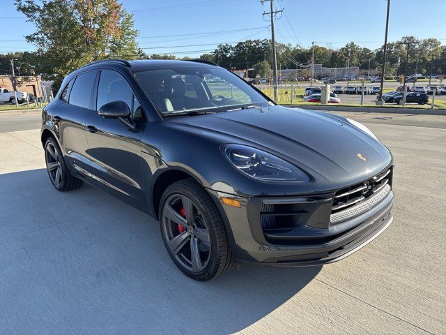 2024 Porsche Macan S