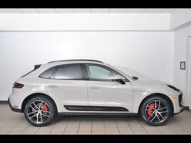 2024 Porsche Macan S