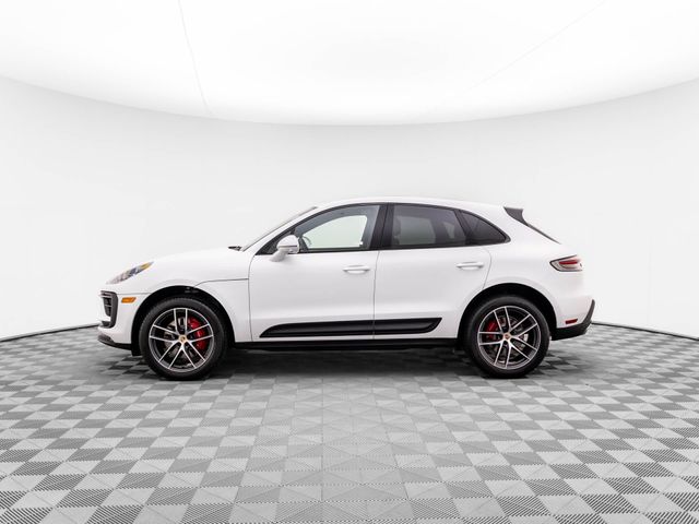 2024 Porsche Macan S