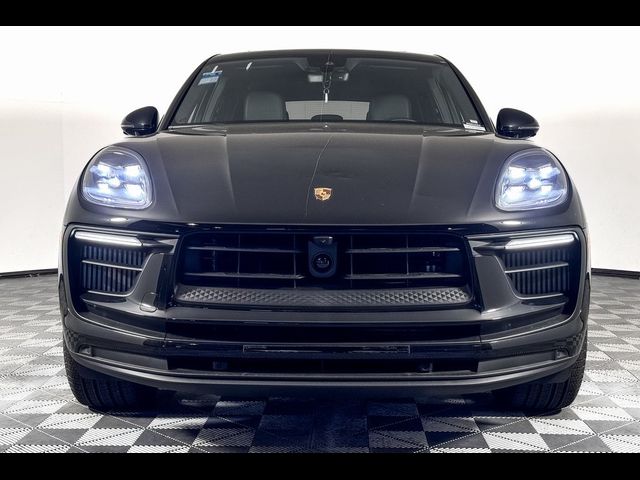 2024 Porsche Macan S