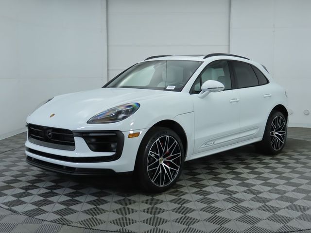 2024 Porsche Macan S