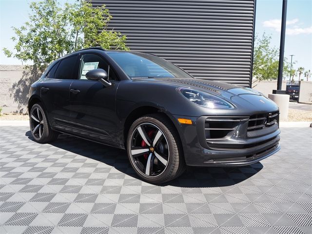 2024 Porsche Macan S