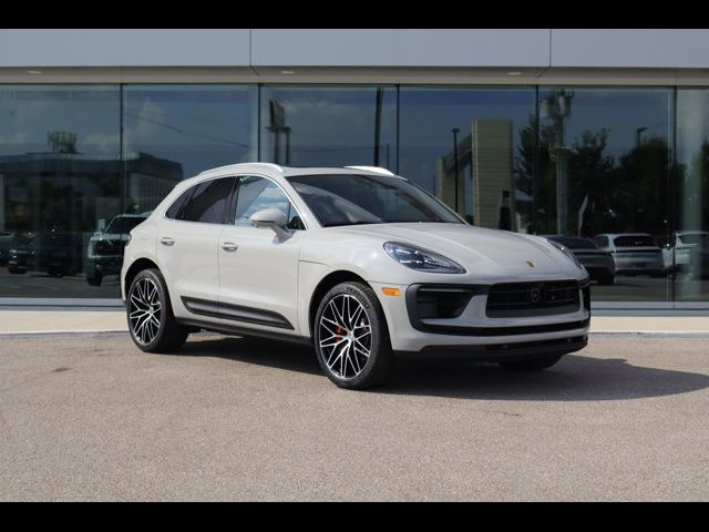 2024 Porsche Macan S