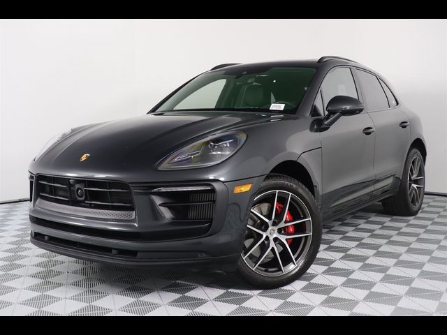 2024 Porsche Macan S