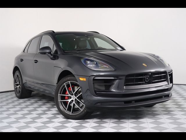 2024 Porsche Macan S