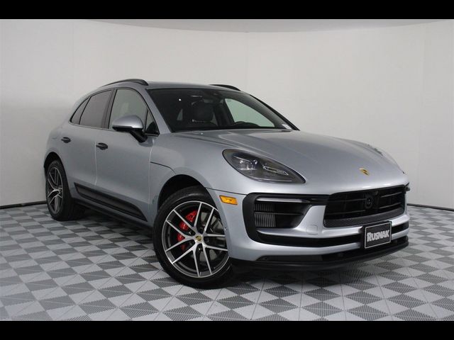 2024 Porsche Macan S