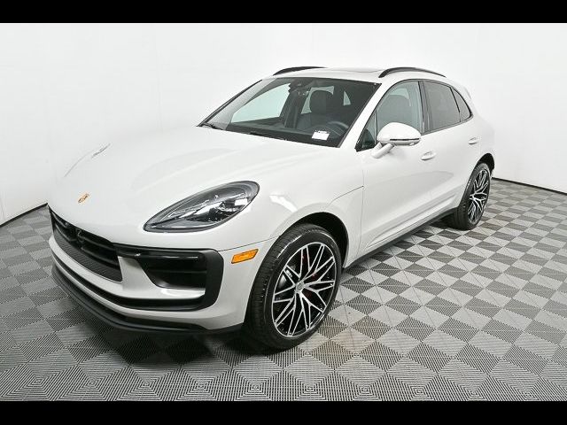 2024 Porsche Macan S