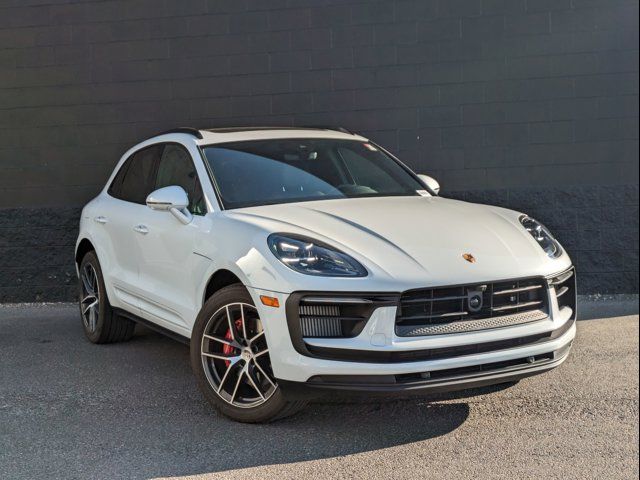 2024 Porsche Macan S