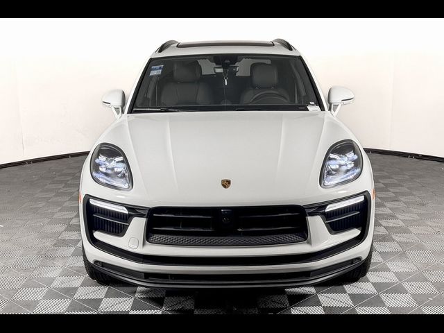 2024 Porsche Macan S