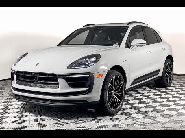 2024 Porsche Macan S