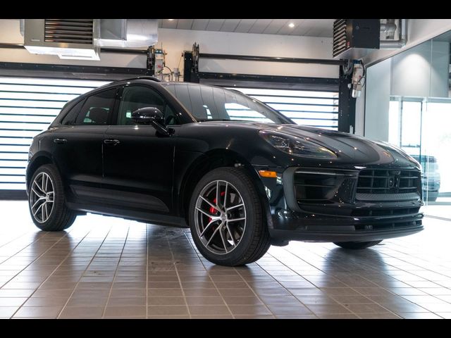 2024 Porsche Macan S