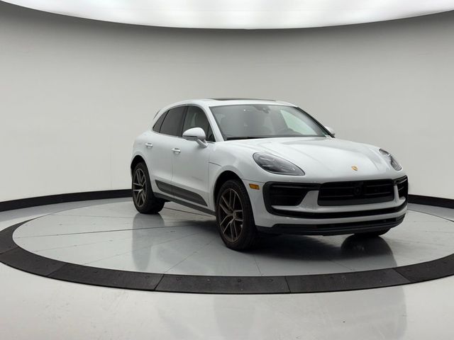 2024 Porsche Macan S