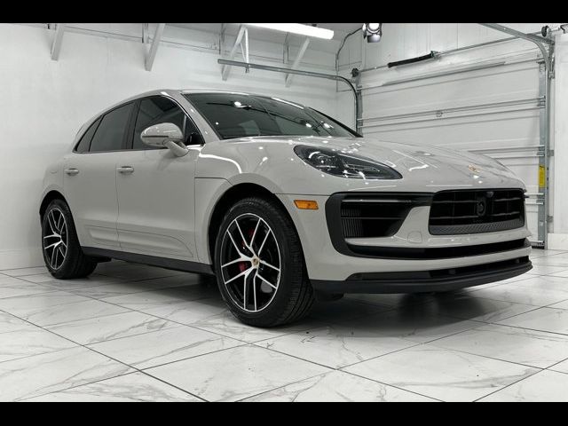 2024 Porsche Macan S