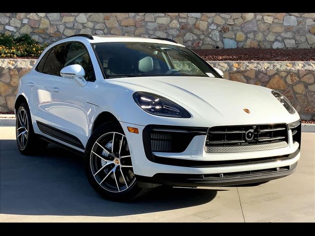 2024 Porsche Macan S