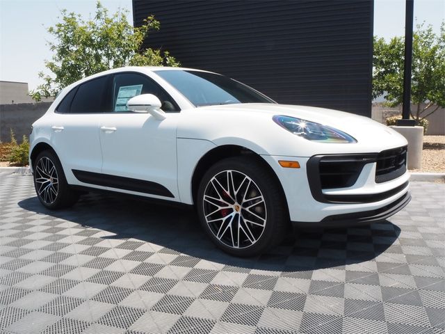 2024 Porsche Macan S