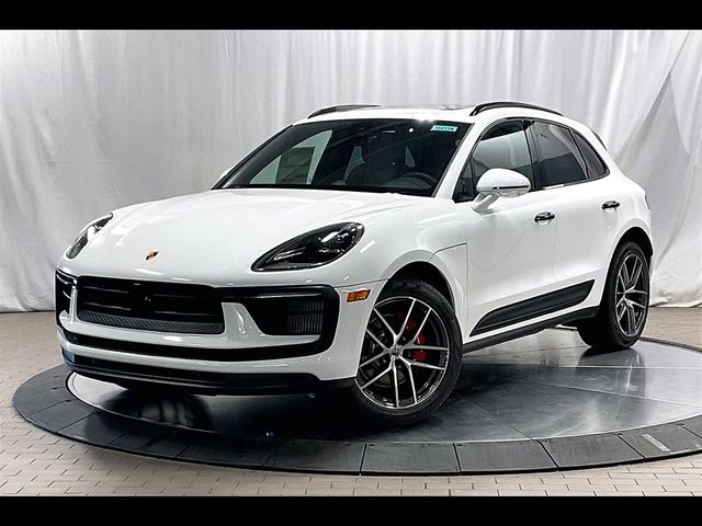 2024 Porsche Macan S