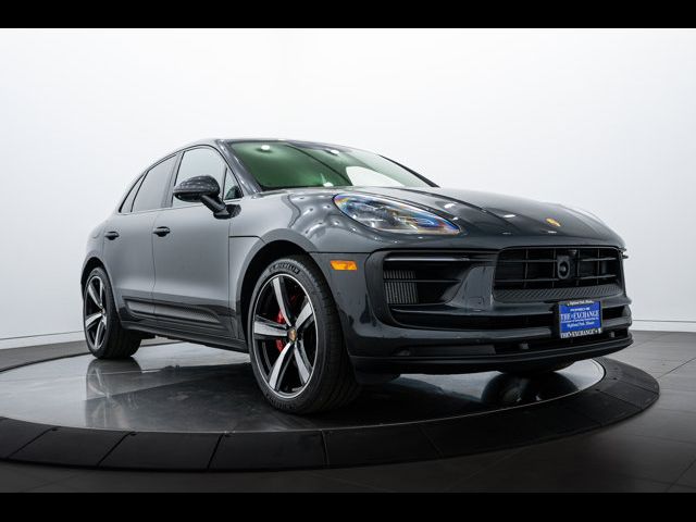 2024 Porsche Macan S