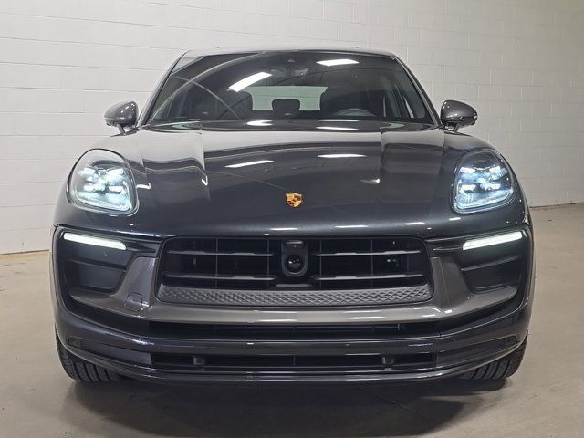 2024 Porsche Macan T