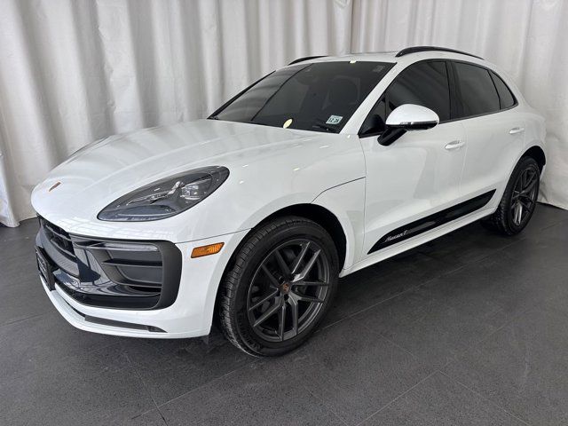 2024 Porsche Macan T