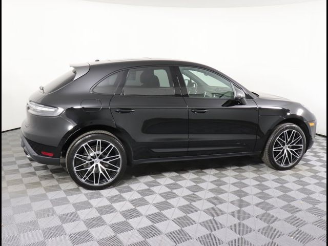 2024 Porsche Macan T