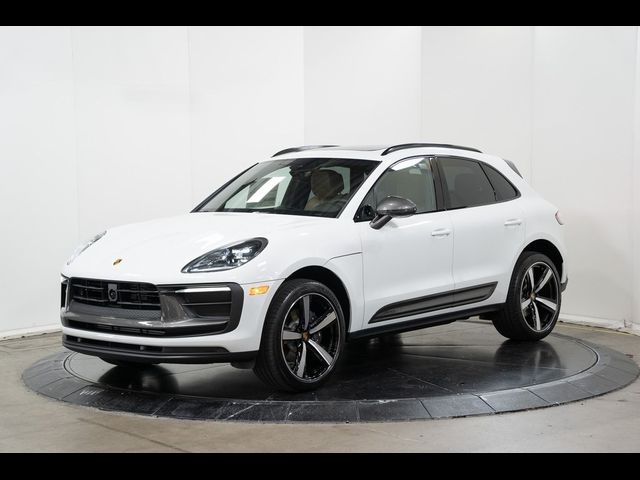 2024 Porsche Macan T