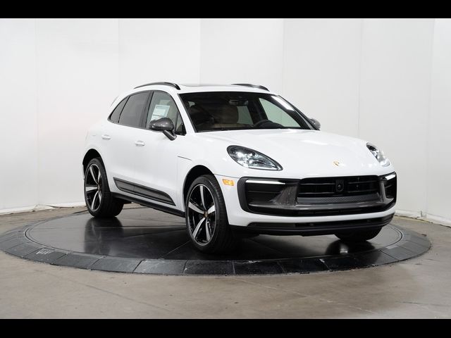 2024 Porsche Macan T