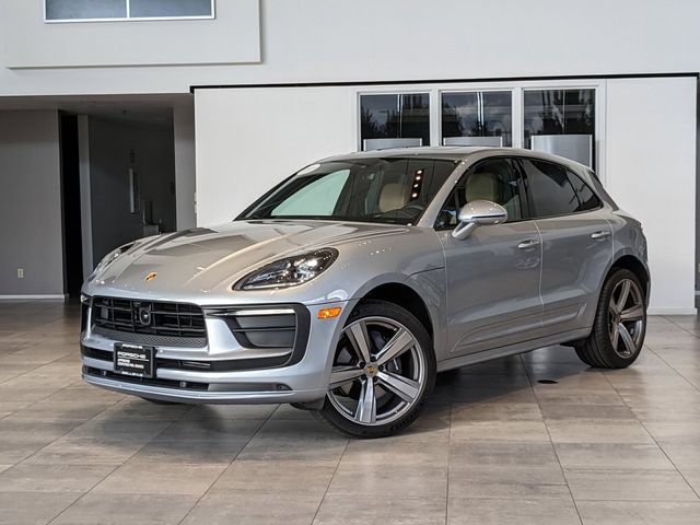 2024 Porsche Macan Base