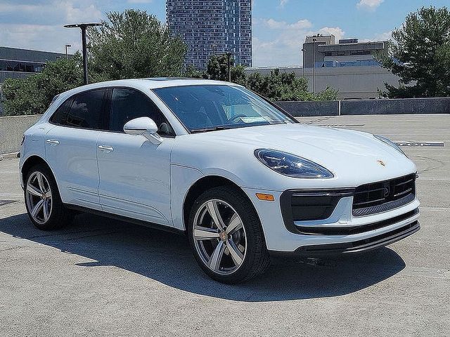 2024 Porsche Macan T