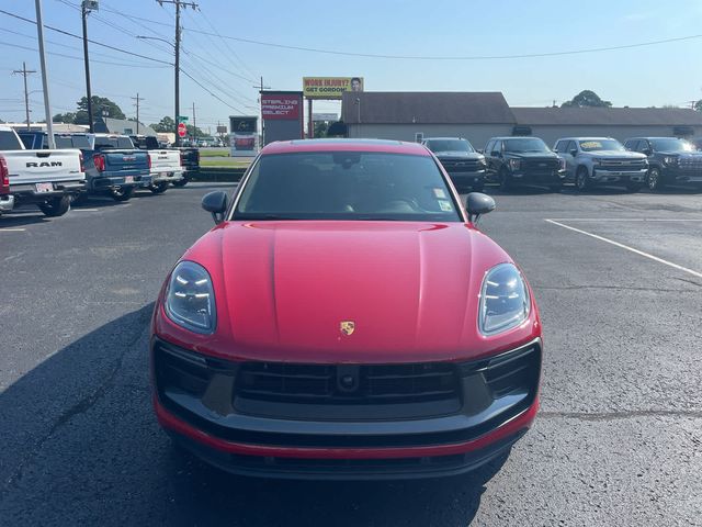 2024 Porsche Macan T