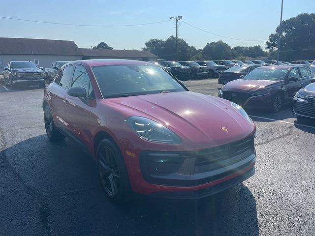 2024 Porsche Macan T
