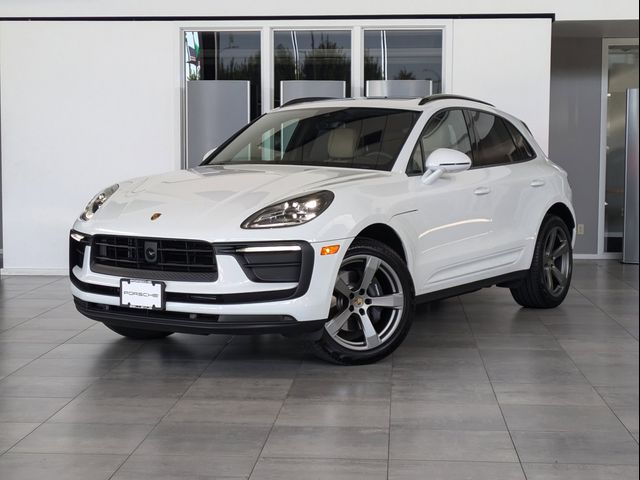 2024 Porsche Macan Base