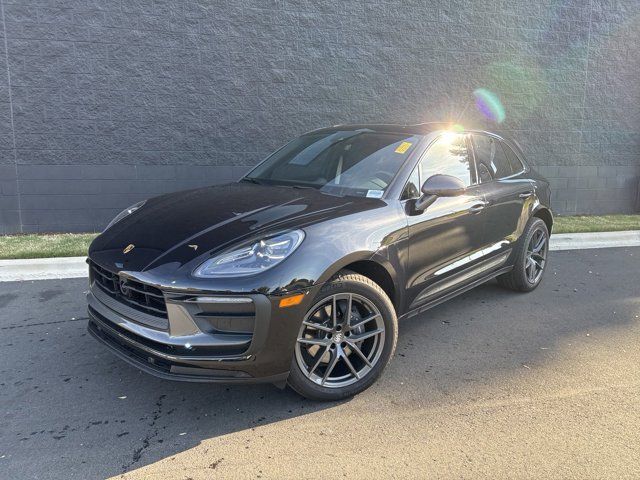 2024 Porsche Macan T