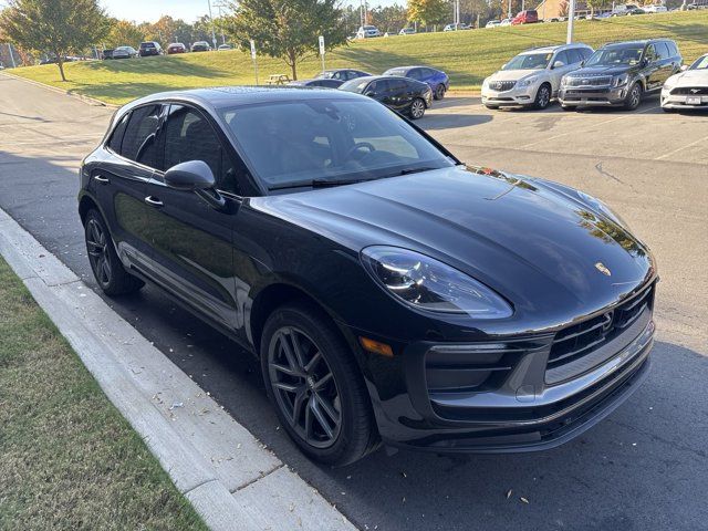 2024 Porsche Macan T