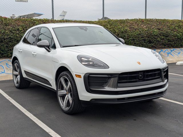 2024 Porsche Macan T