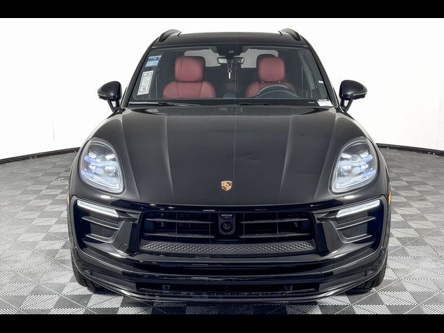 2024 Porsche Macan T