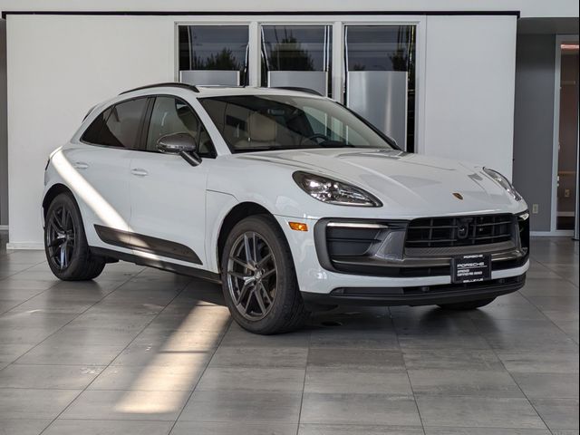 2024 Porsche Macan T