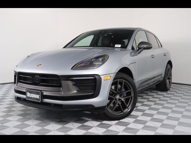 2024 Porsche Macan T