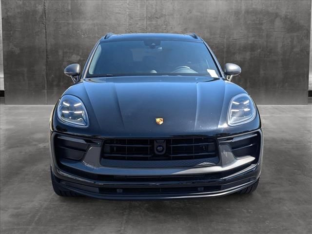 2024 Porsche Macan T