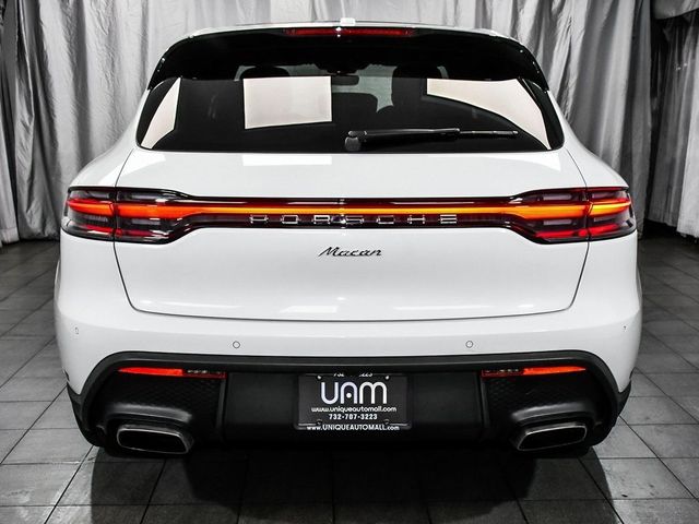 2024 Porsche Macan T