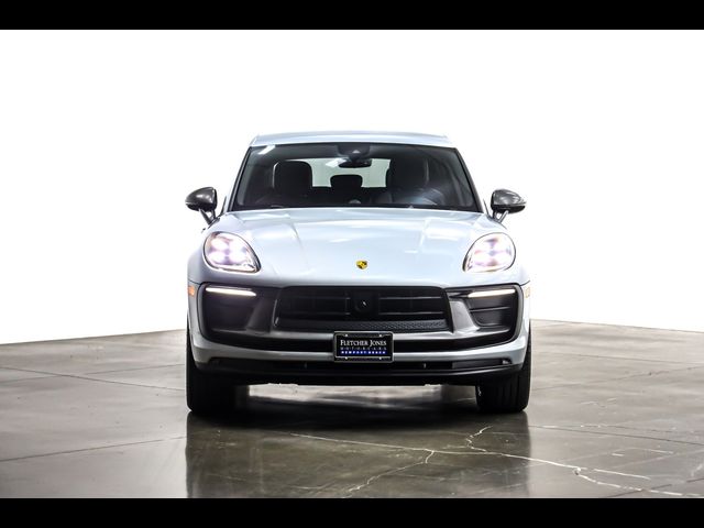 2024 Porsche Macan T