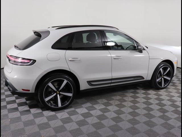 2024 Porsche Macan T