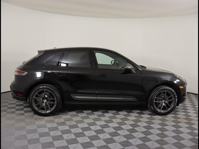 2024 Porsche Macan T