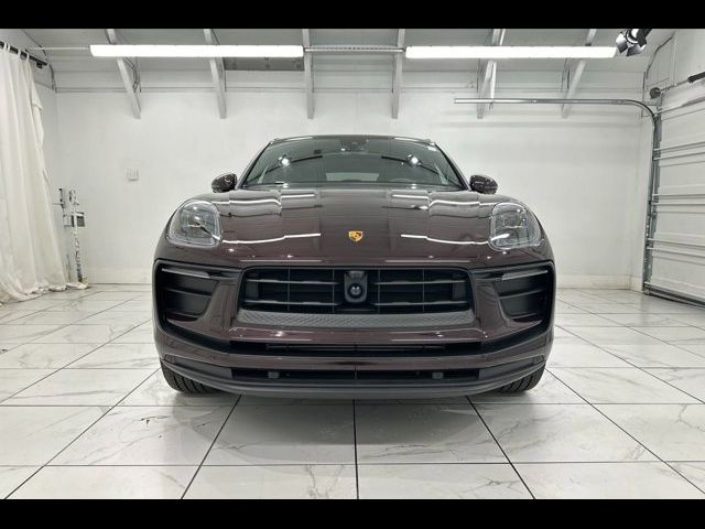 2024 Porsche Macan 