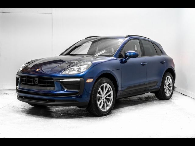 2024 Porsche Macan T