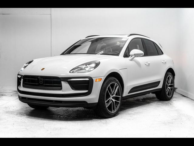 2024 Porsche Macan T