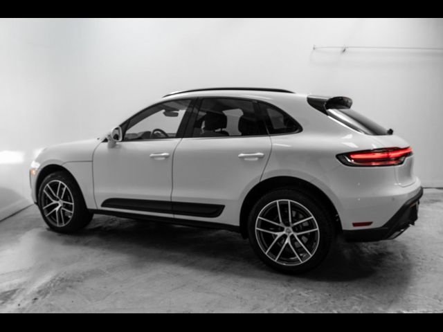 2024 Porsche Macan T