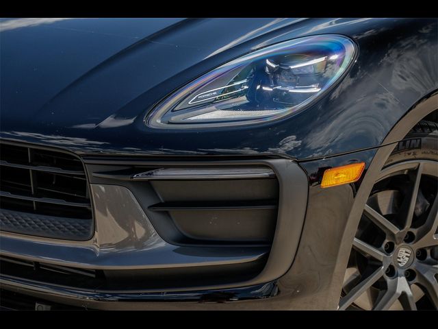 2024 Porsche Macan T